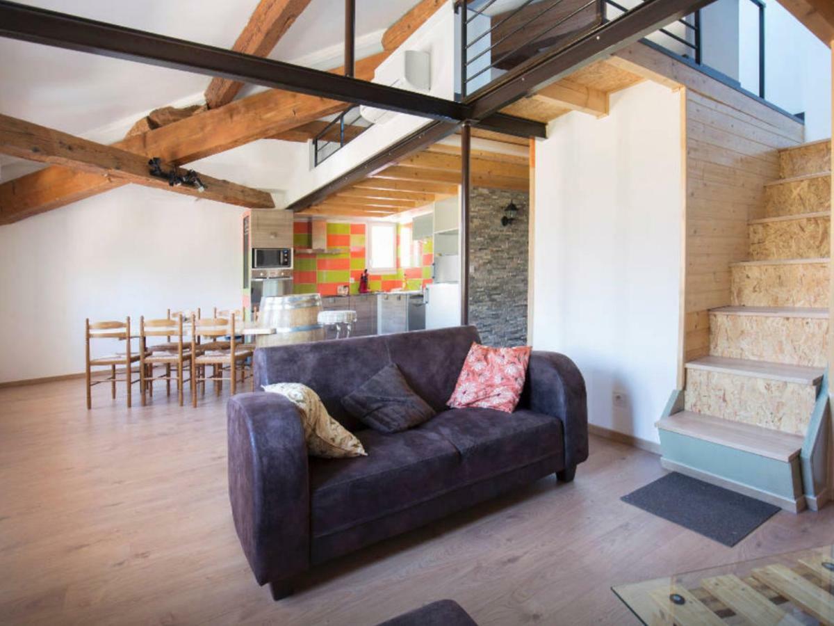 דירות Palau-del-Vidre Duplex Sous Les Toits מראה חיצוני תמונה